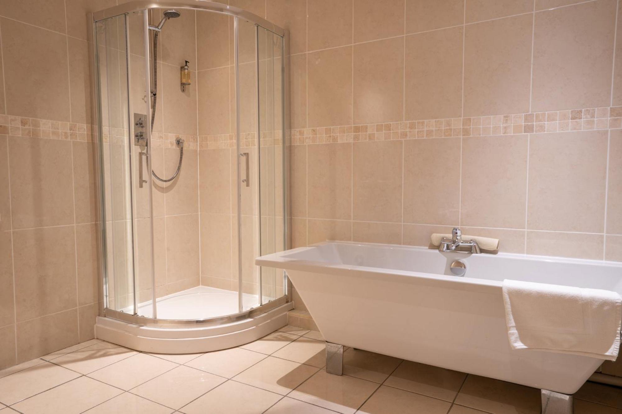 Waterton Park Hotel Wakefield Buitenkant foto